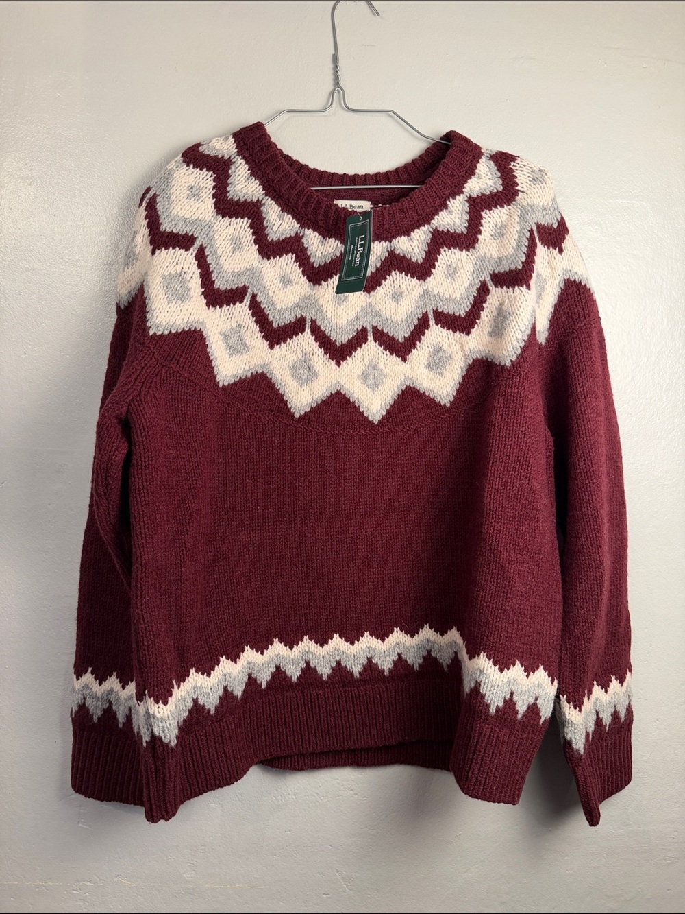 L.L. Bean Burgundy Fair Isle Crewneck Sweater size large lambswool